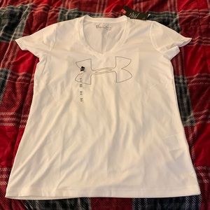 Women’s Under Armour shirt